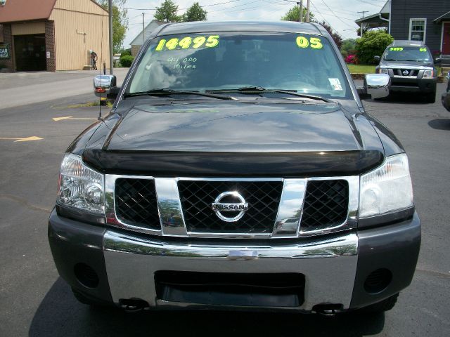 Nissan Titan 2005 photo 1