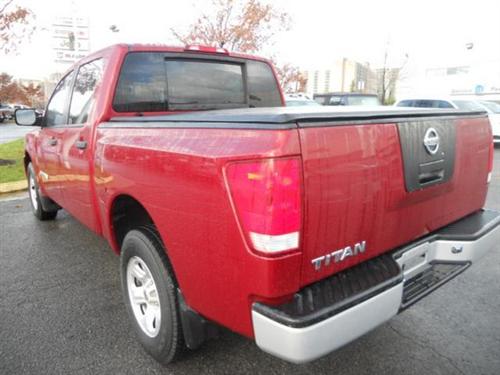 Nissan Titan 2005 photo 1