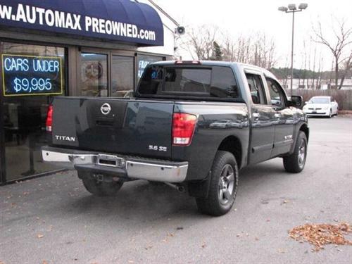 Nissan Titan 2005 photo 2