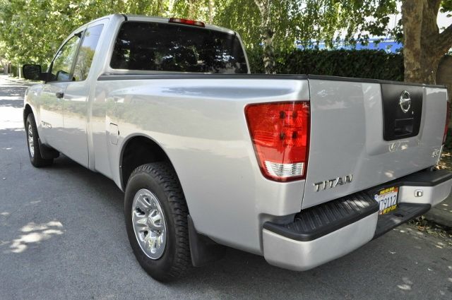 Nissan Titan 2005 photo 14