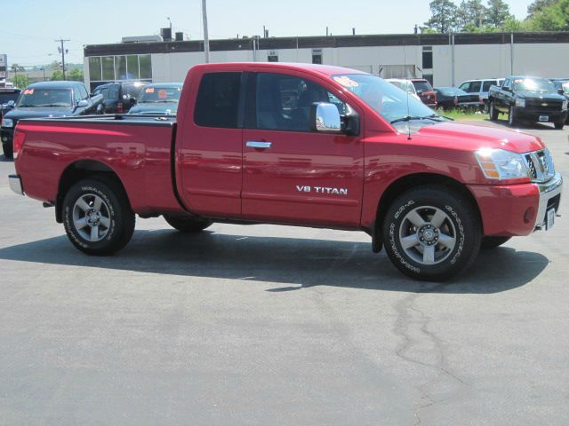 Nissan Titan 2005 photo 5