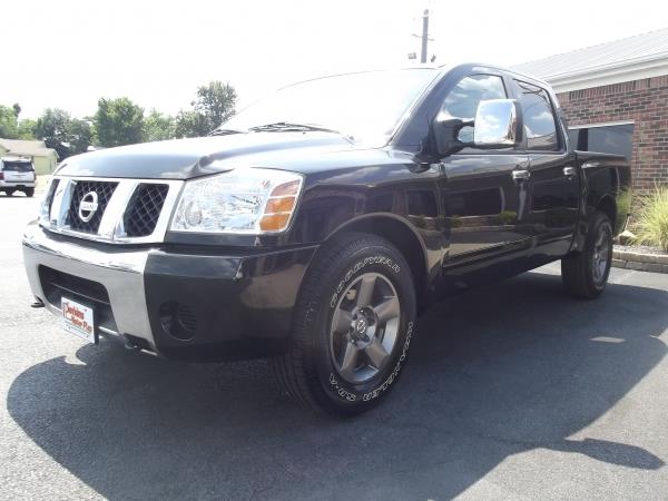 Nissan Titan 2005 photo 4