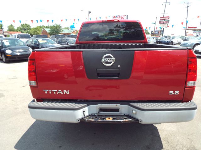 Nissan Titan 2005 photo 4