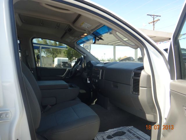 Nissan Titan 2005 photo 3