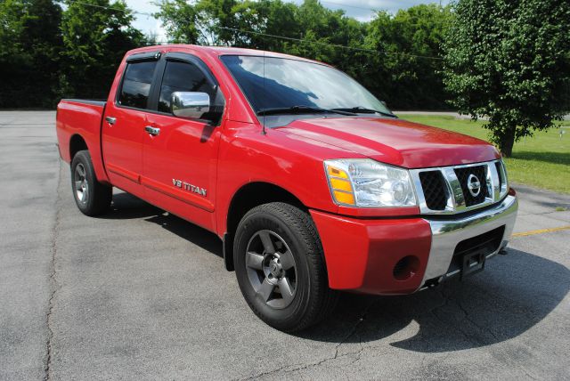 Nissan Titan SLT EXT CAB 4X2 Pickup Truck