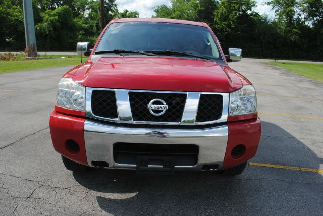 Nissan Titan 2005 photo 4