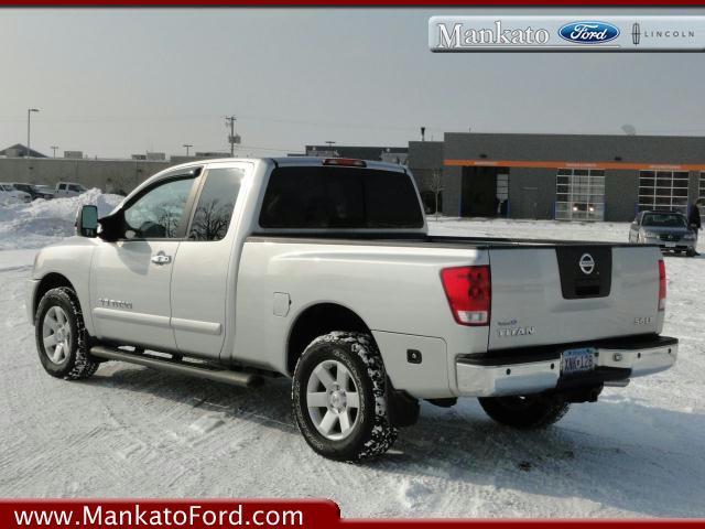 Nissan Titan 2005 photo 4