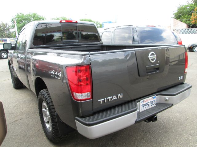 Nissan Titan 2005 photo 5