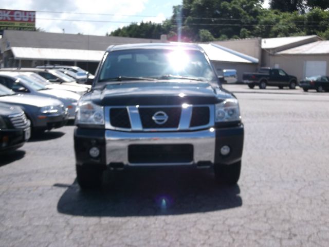 Nissan Titan 2005 photo 3