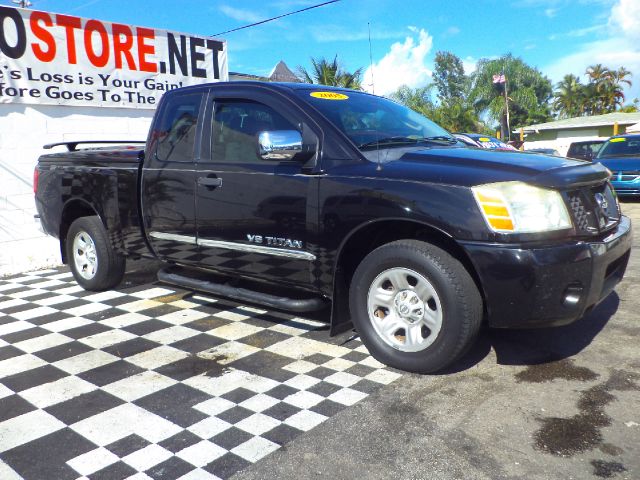 Nissan Titan 2005 photo 4