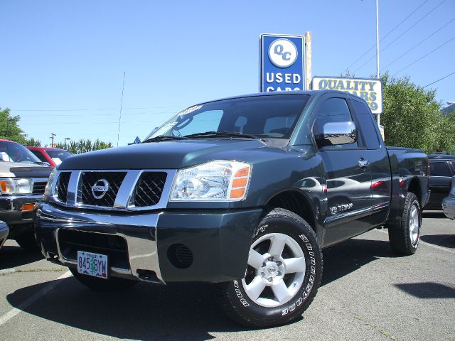 Nissan Titan 2005 photo 1