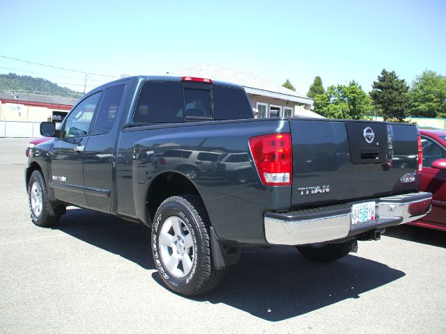 Nissan Titan 2005 photo 3