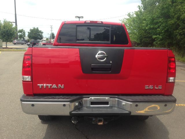 Nissan Titan 2005 photo 9