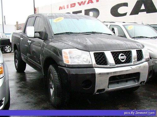 Nissan Titan 2005 photo 2