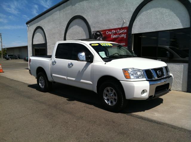 Nissan Titan 2005 photo 4