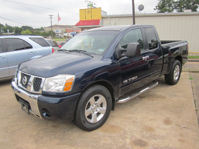 Nissan Titan 2006 photo 1