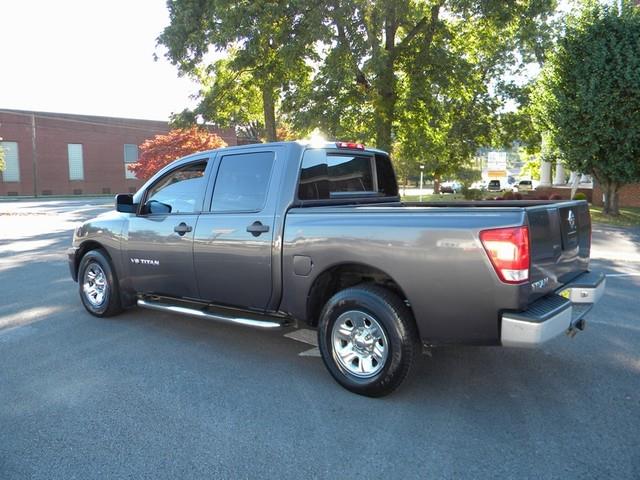 Nissan Titan 2006 photo 1