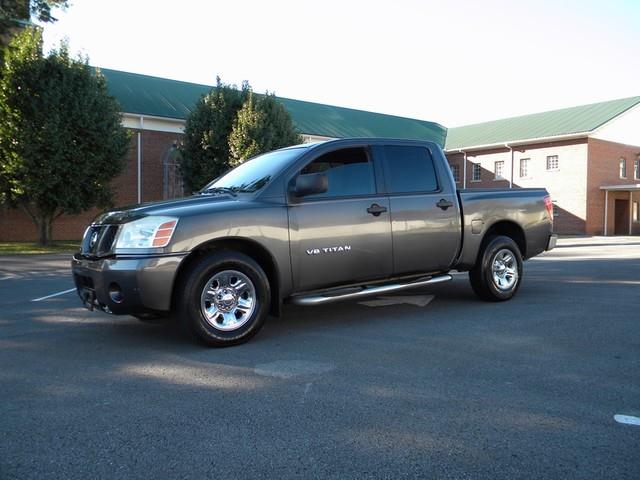 Nissan Titan 2006 photo 4