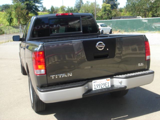 Nissan Titan 2006 photo 1