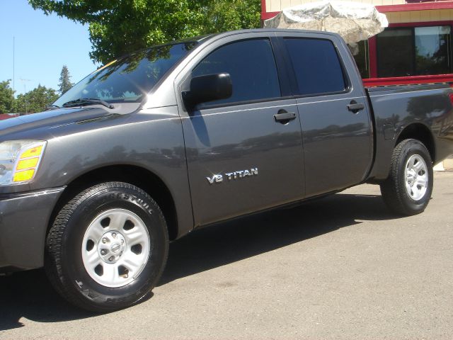 Nissan Titan 2006 photo 3