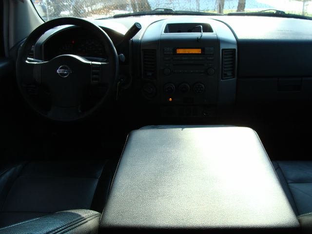 Nissan Titan 2006 photo 3