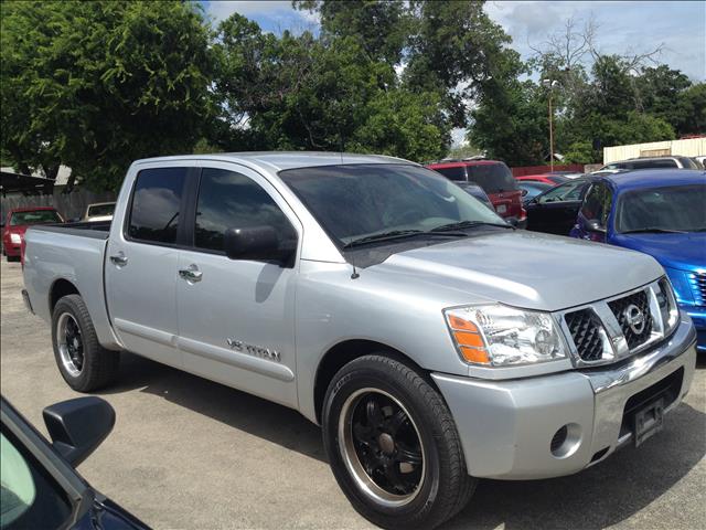 Nissan Titan 2006 photo 3