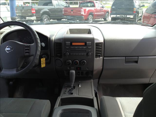 Nissan Titan 2006 photo 4