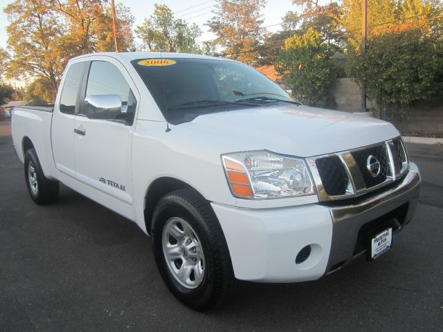 Nissan Titan 2006 photo 4