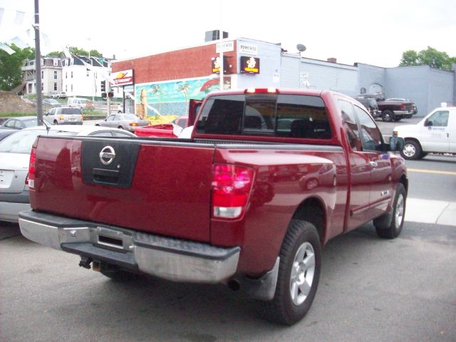 Nissan Titan 2006 photo 2