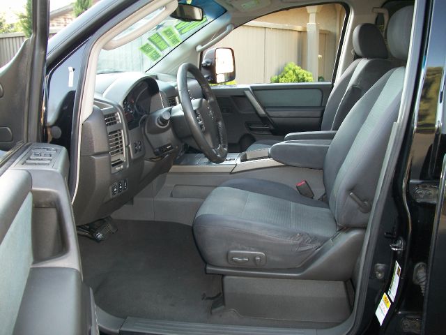 Nissan Titan 2006 photo 8