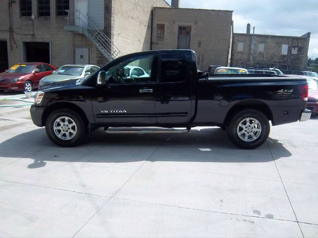 Nissan Titan 2006 photo 1