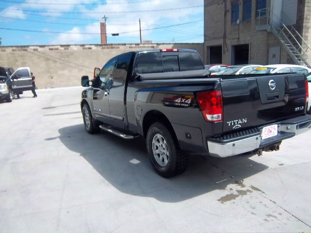 Nissan Titan 2006 photo 2