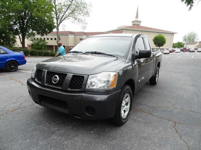 Nissan Titan 2006 photo 2