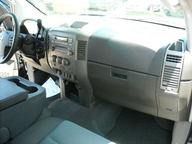 Nissan Titan 2006 photo 13