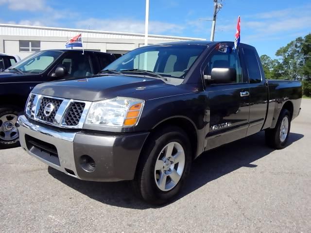 Nissan Titan Reg Cab 3.0L Edge Pickup