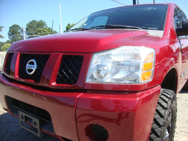 Nissan Titan 2007 photo 2