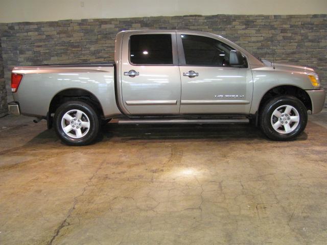 Nissan Titan 2007 photo 2