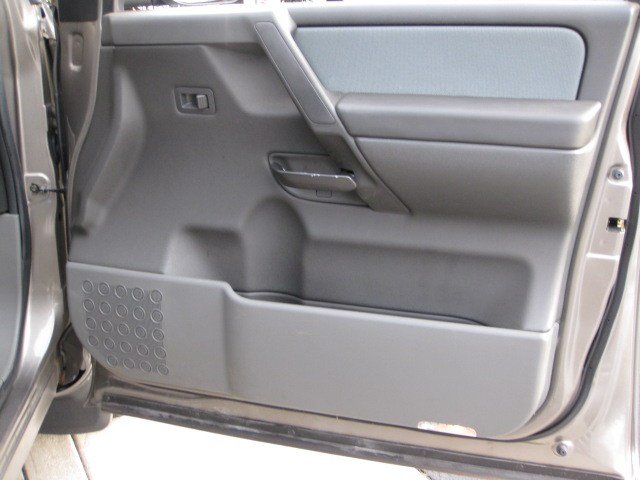 Nissan Titan 2007 photo 2