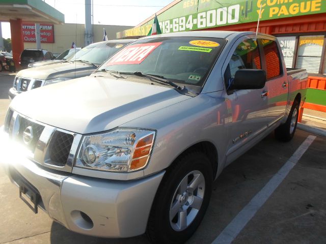 Nissan Titan 2007 photo 2