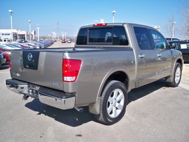 Nissan Titan 2008 photo 2