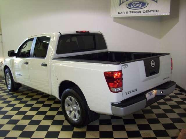 Nissan Titan 2008 photo 2