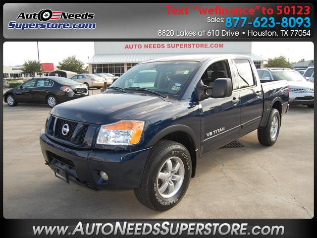 Nissan Titan Unknown Pickup