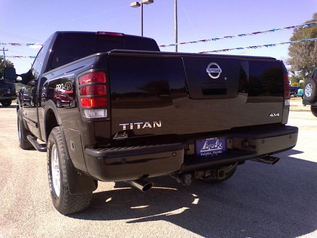 Nissan Titan 2008 photo 3