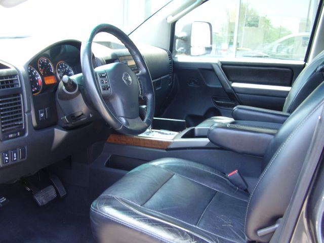 Nissan Titan 2008 photo 1