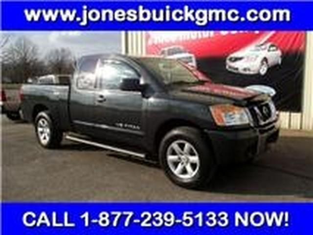 Nissan Titan SE Unspecified