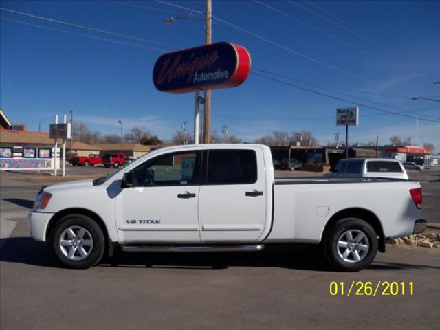 Nissan Titan 2500 High Roof 158 WB Pickup