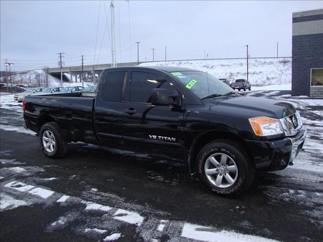 Nissan Titan 2008 photo 2