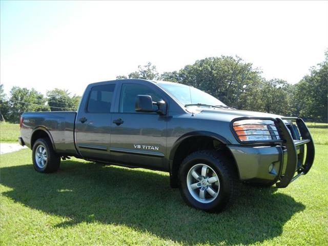 Nissan Titan 2008 photo 1