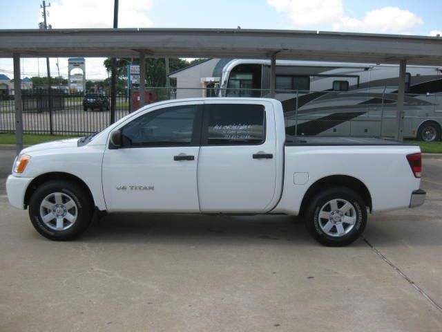 Nissan Titan 2008 photo 1