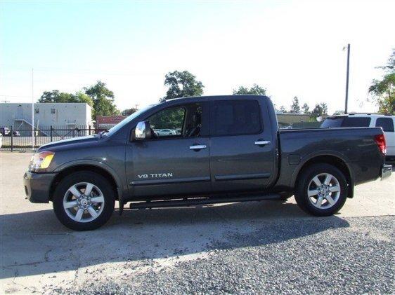 Nissan Titan 2008 photo 1